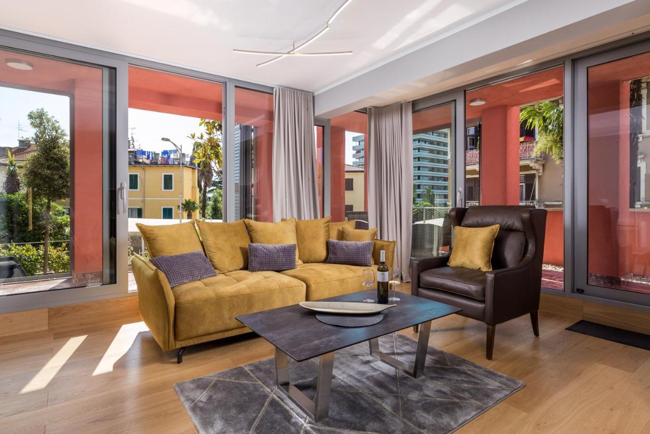 Luxury City Center Apartment -50M To The Sea Opatija Bagian luar foto