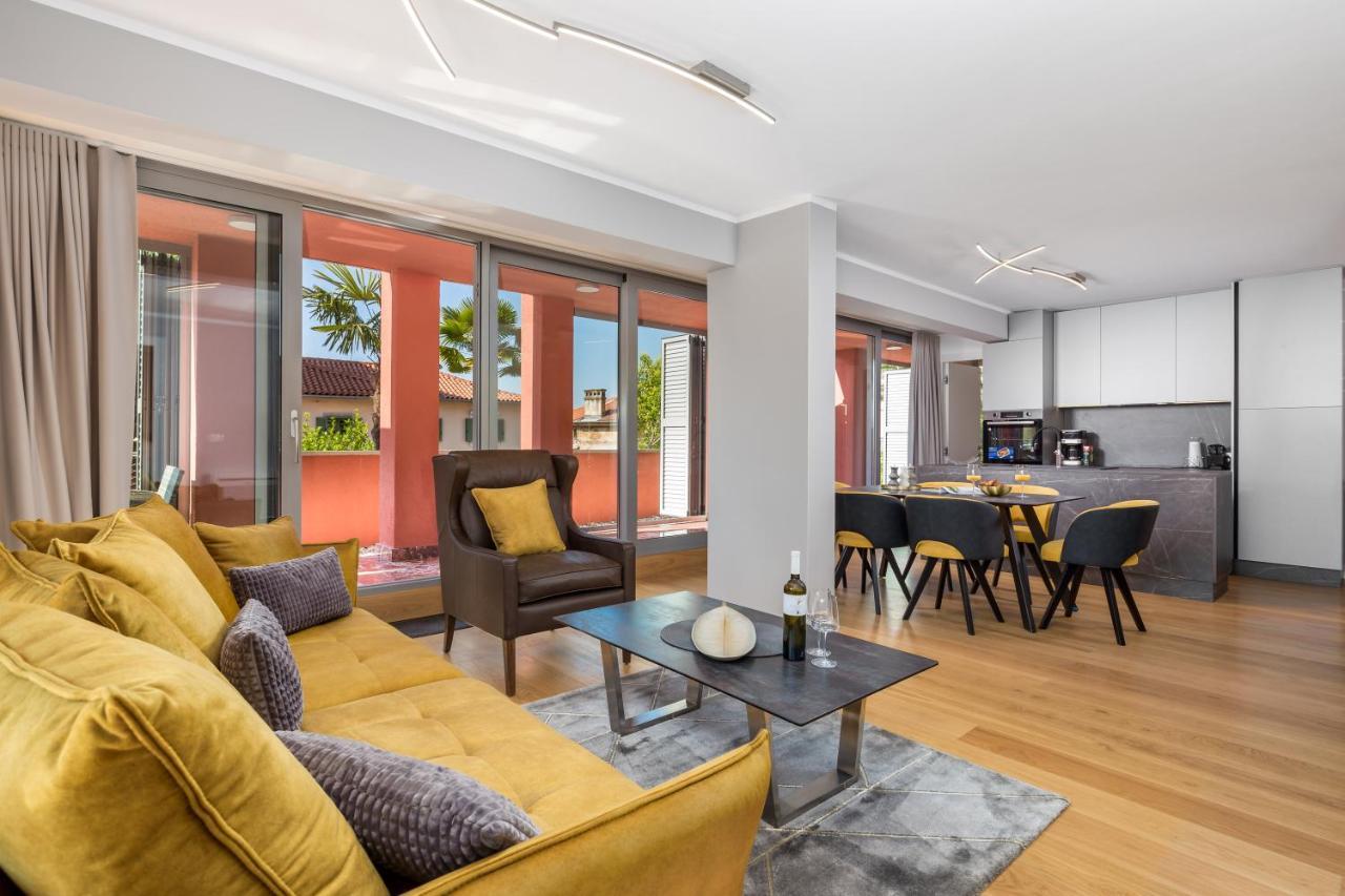 Luxury City Center Apartment -50M To The Sea Opatija Bagian luar foto