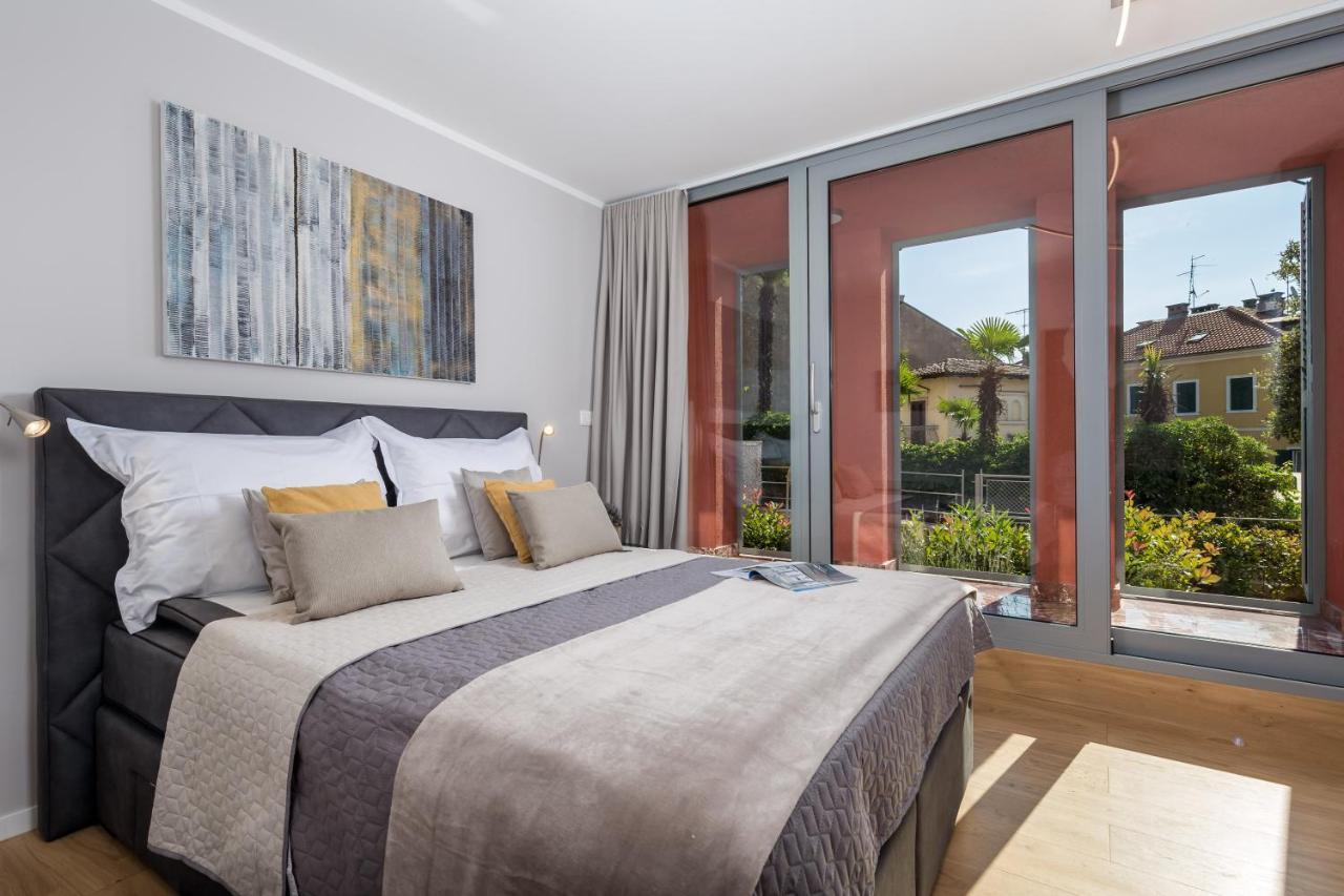 Luxury City Center Apartment -50M To The Sea Opatija Bagian luar foto